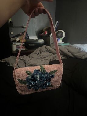 Light Pink Beaded Floral Blue Hydrangeas Shoulder Bag